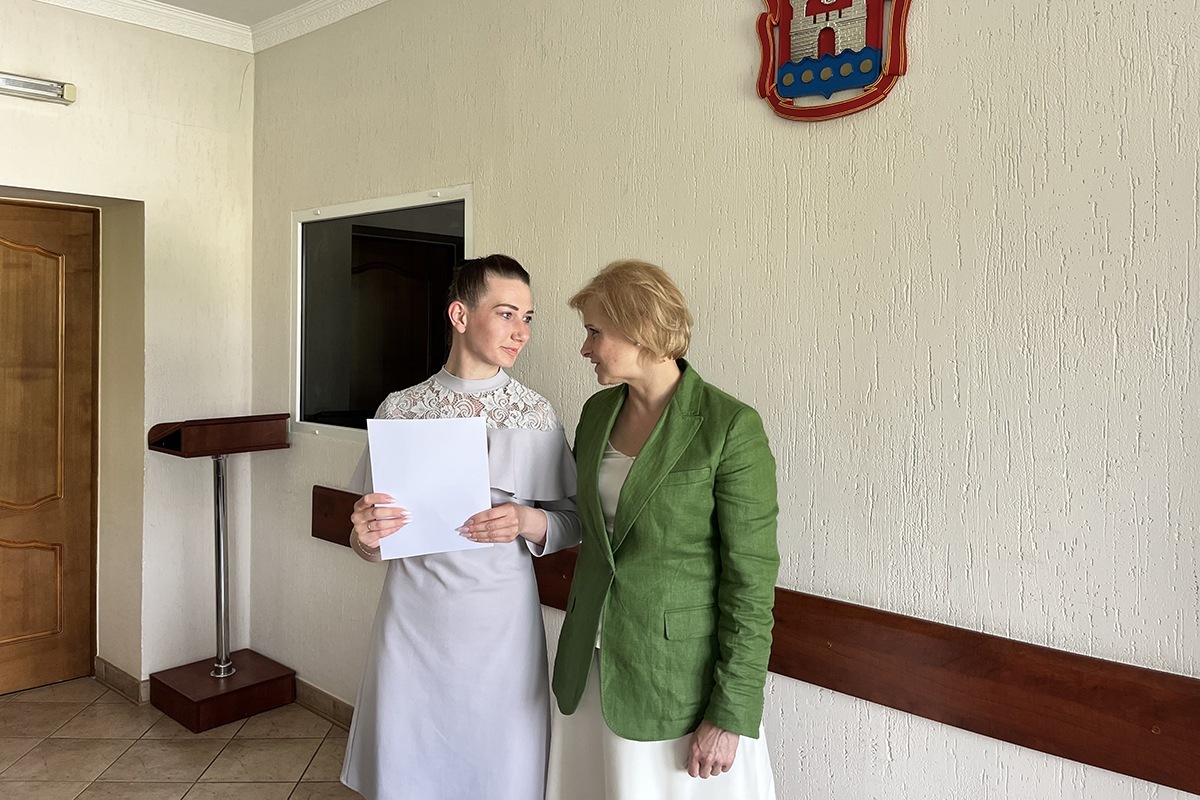 В Калининградской области введены новые меры поддержки социальных работников